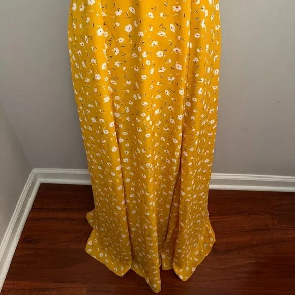 Lulus Women Size M Mustard Yellow Floral Print Backless Maxi Dress Slit - Picture 3 of 6